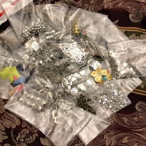 Charms lot hundreds of pieces all separated